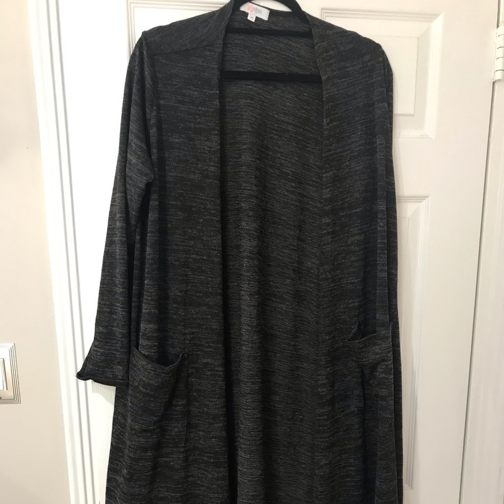 Lularoe Sarah size medium never worn
